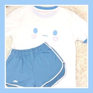 Cinnamon roll Shirts!! 💫